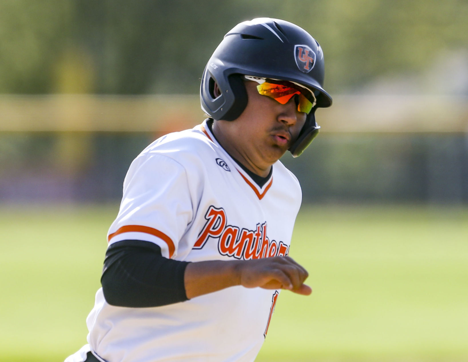 050421-qc-spt-moline-ut-baseball-11.JPG
